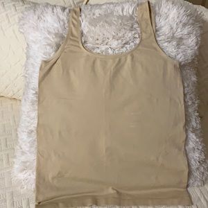 Nouvelle seamless intimate